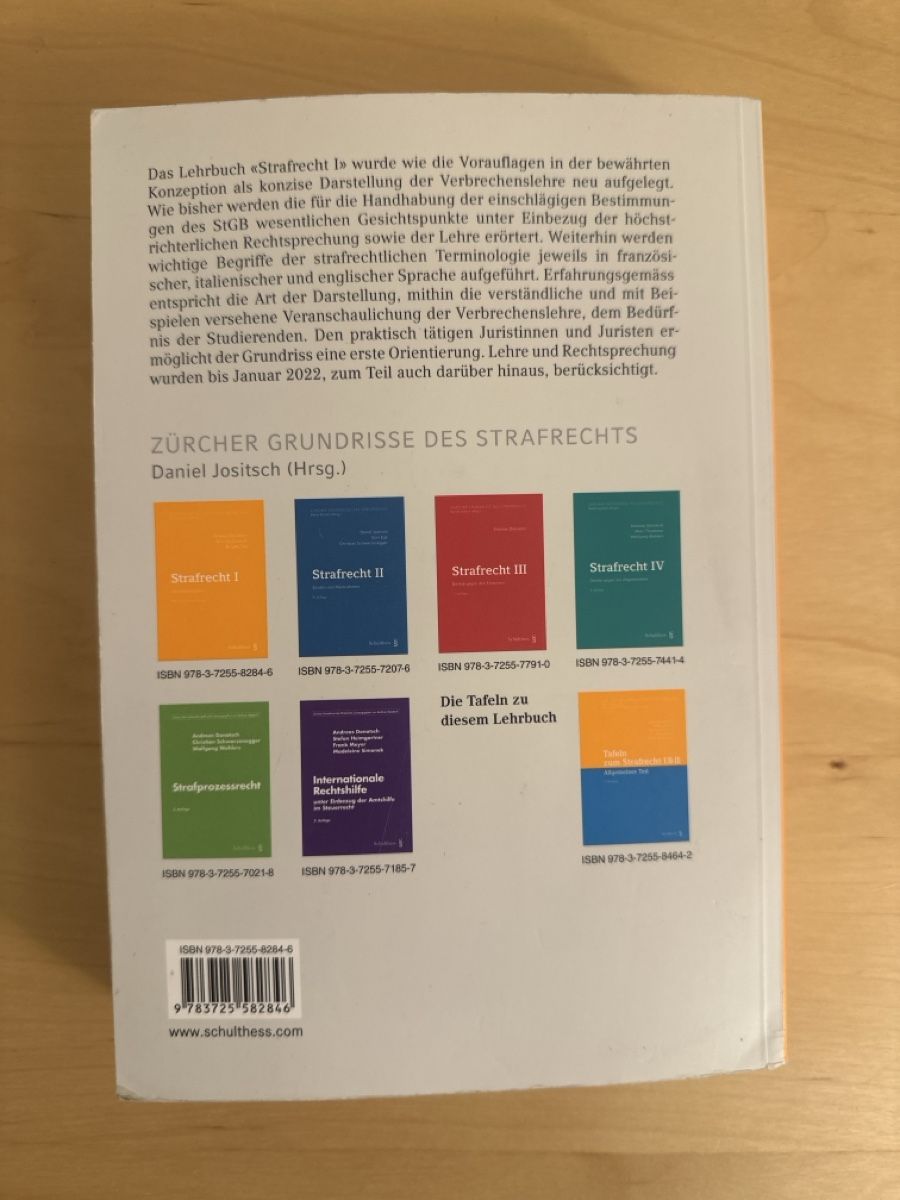 Libri: Strafrecht I, 10. Auflage – Usato da Zürich venduto da ken_k2tn 1