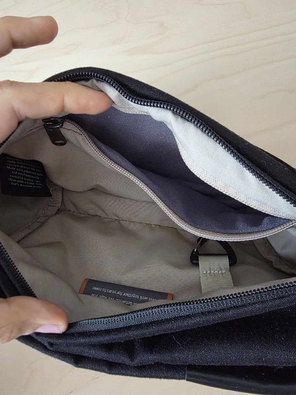 Bellroy Taschen: Bellroy Sling Mini, Fine Weave, Melbourne Black – Gebraucht aus Bäretswil von xxflockixx 2