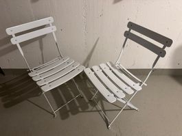 2 Stühle