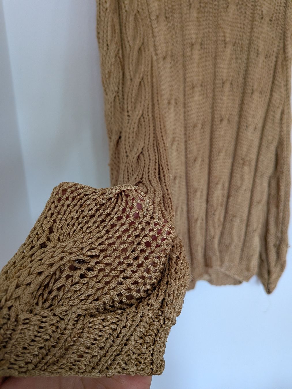 Maglioni & Felpe: Vintage Pullover goldig Gr L – Usato da Basel venduto da JJ.Elena 2