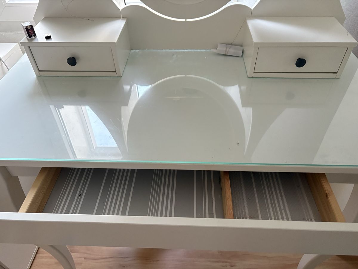 Ikea Coiffeuses: Ikea Schminktisch – D'occasion à Gossau SG par lar_2004_a 4