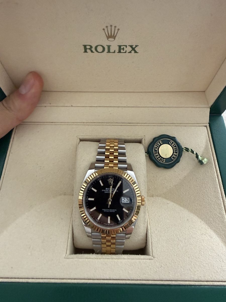 Rolex Uhren: Datejust 41mm Stahl/Gold – Gebraucht aus St. Gallen von Aureum-Momentum