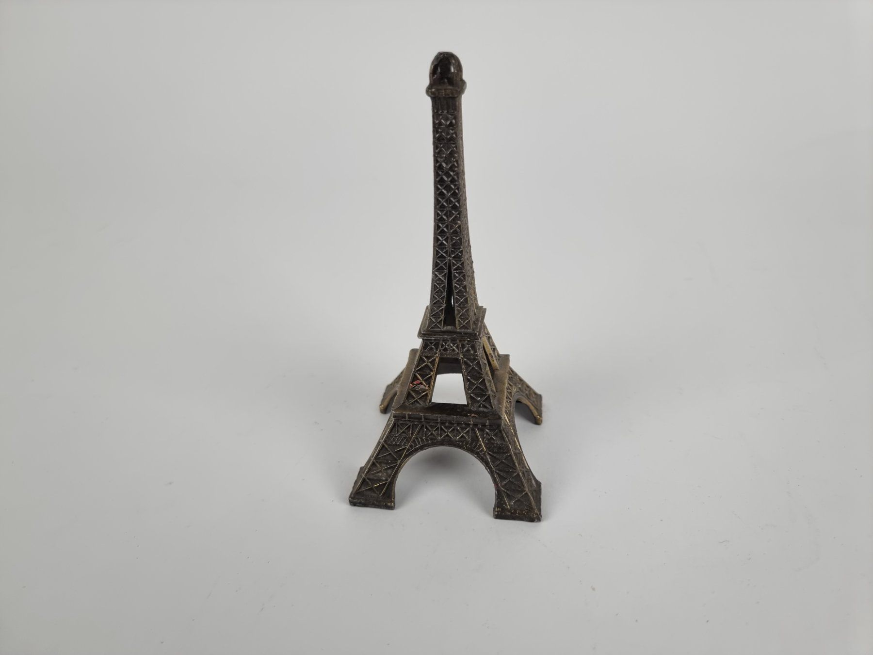 Alle Dekorationen: Eiffelturm Miniatur Dekoration – Gebraucht aus Urtenen-Schönbühl von Restwert_Schoenbuehl