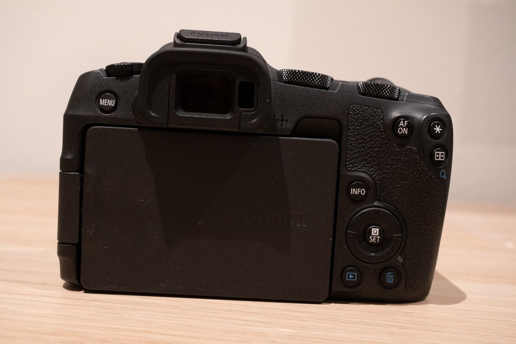 Canon Fotocamera: Canon EOS R8 OVP – Usato da Basel venduto da jia_b2ky 5