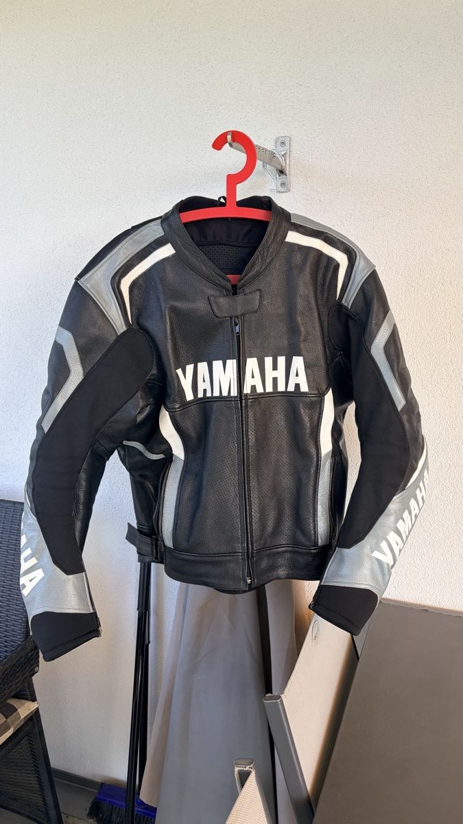 Yamaha Jacken: Veste moto Yamaha – Neu (gemäss Beschreibung) aus Lausanne von seb.mcs