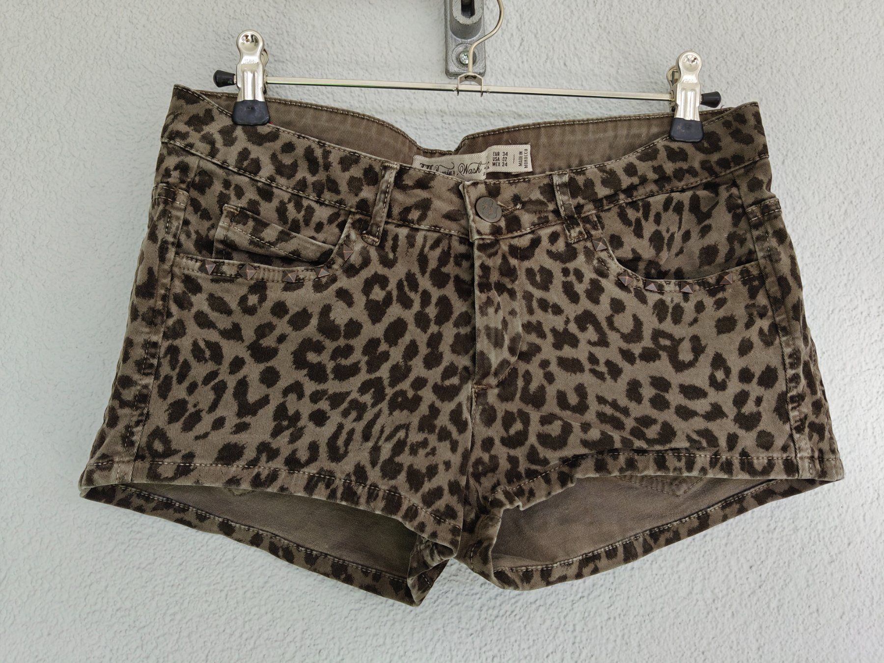 Zara Pantaloni: Shorts Zara TRF Leopard, Gr. 34 – Usato da Uetendorf venduto da oinkioink88