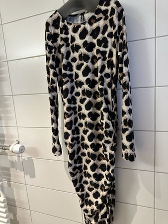 Damen Wunderschöne Kleid Gr/S