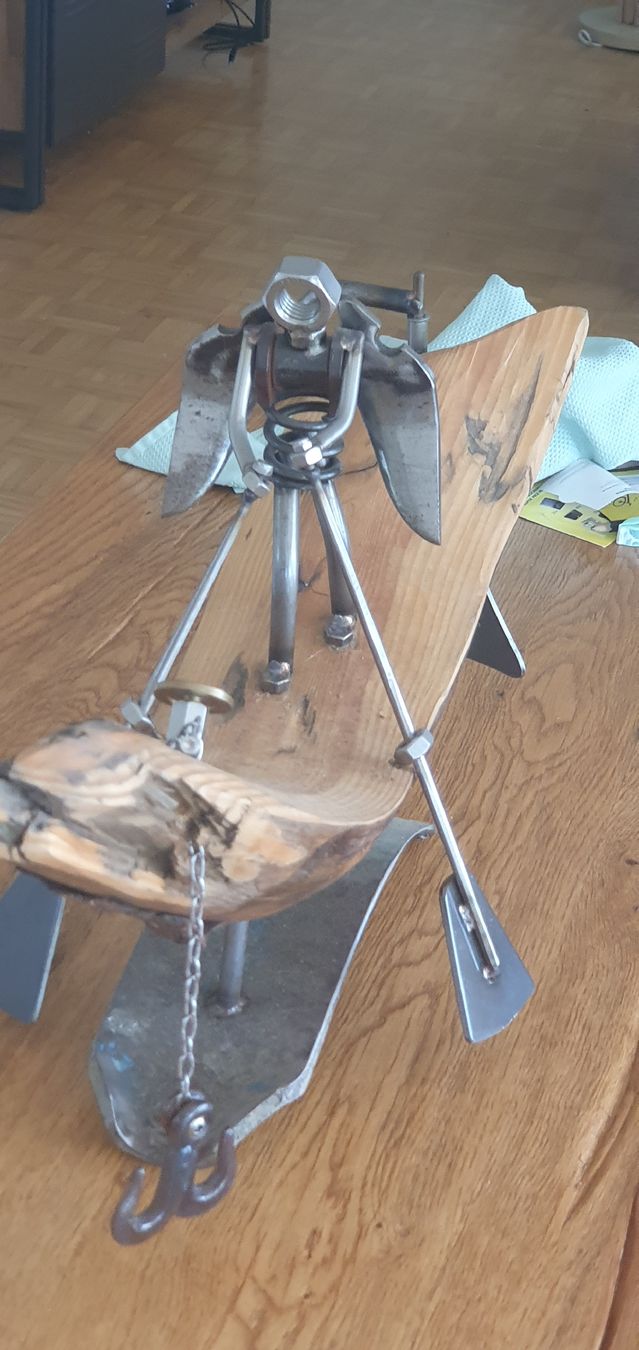 Sculture & Statue: Kunst, Deko, Metall-Holz Skulptur – Nuovo (secondo la descrizione) da Kleinandelfingen venduto da Hansoloo 1