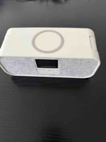 Bluetooth Lautsprecher mit kabellosem Laden neuwertig