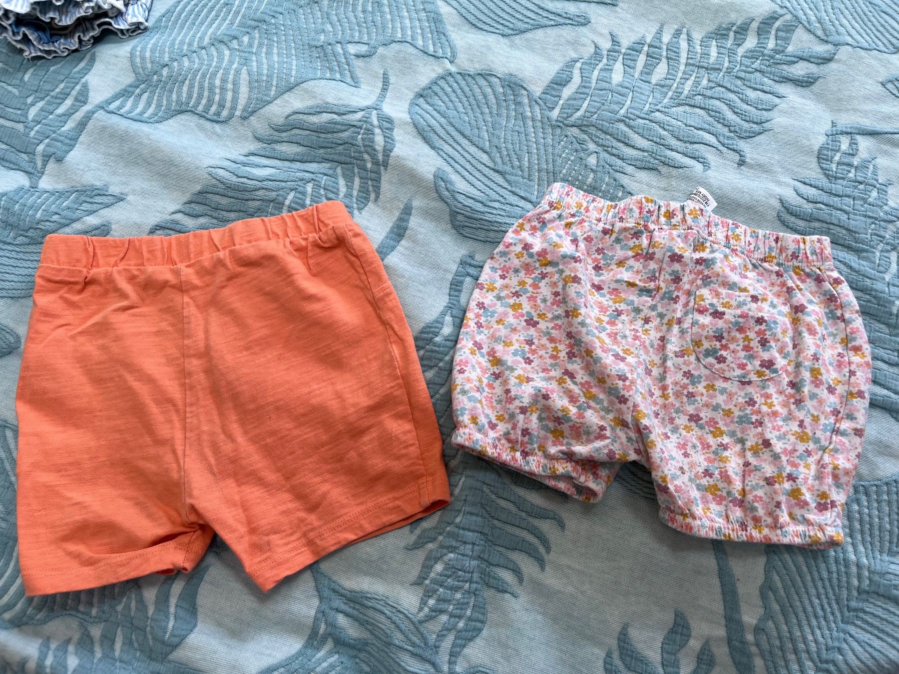Hosen: 2 x Sommershorts, Größe 86 – Gebraucht aus Umiken von deb_57xk 4