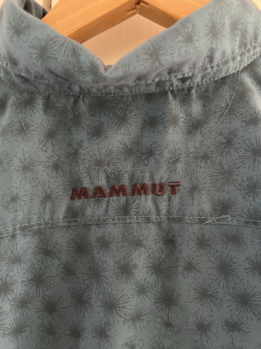 Mammut Chemisiers: Chemise de randonnée Mammut M – D'occasion à Moutier par Simonin6 5