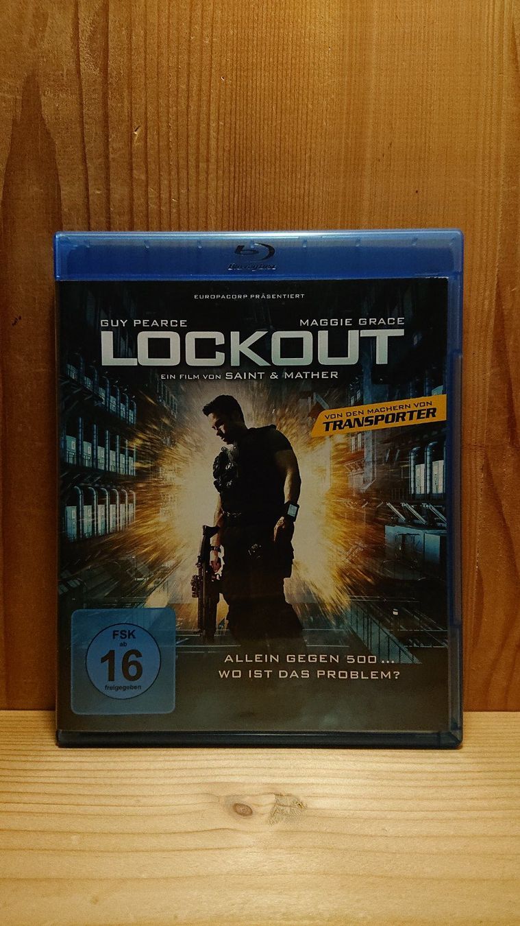Tutti i DVDs: LOCKOUT Blu-Ray mit Guy Pearce – Usato da Wilderswil venduto da Exebub