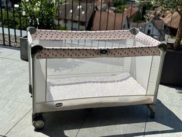 Chicco Kinder-Reisebett inkl. Babyeinsatz & Matratze