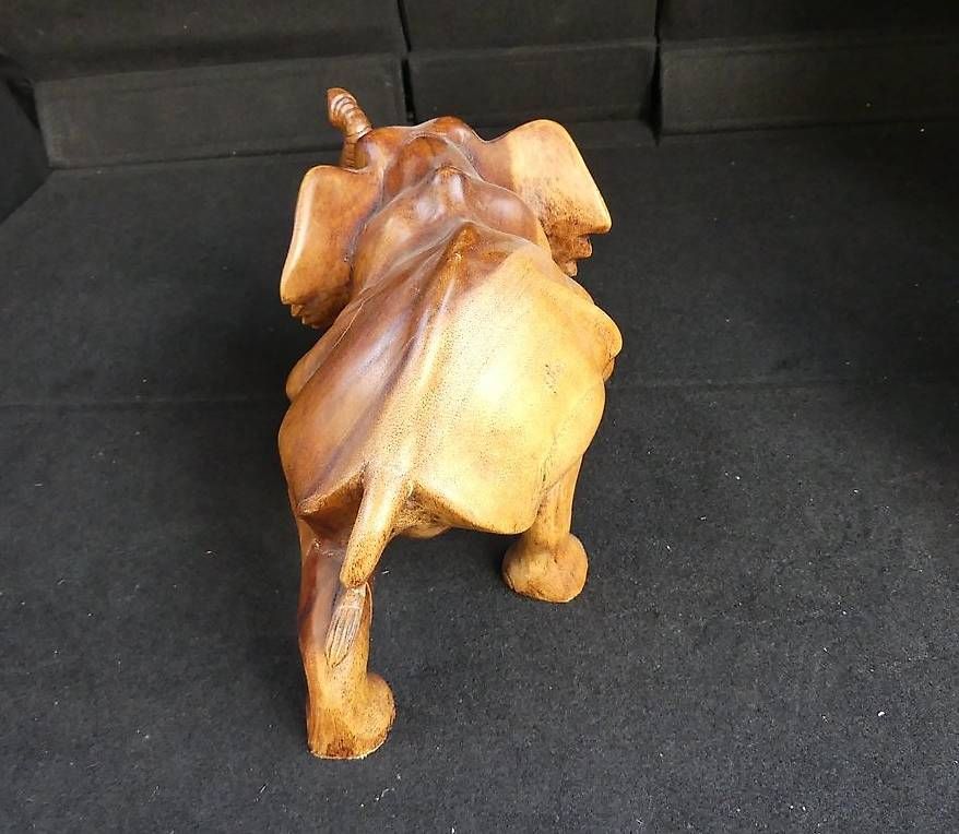 Statuette: Magnifique éléphant en bois – Usato da Bussigny venduto da Lybaro 1