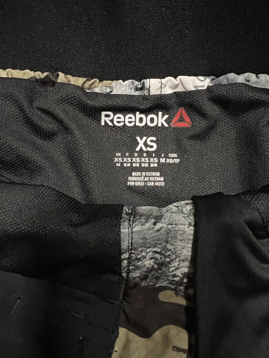 Hosen: Crossfit Shorts – Gebraucht aus St.Moritz von MonikaG08 1