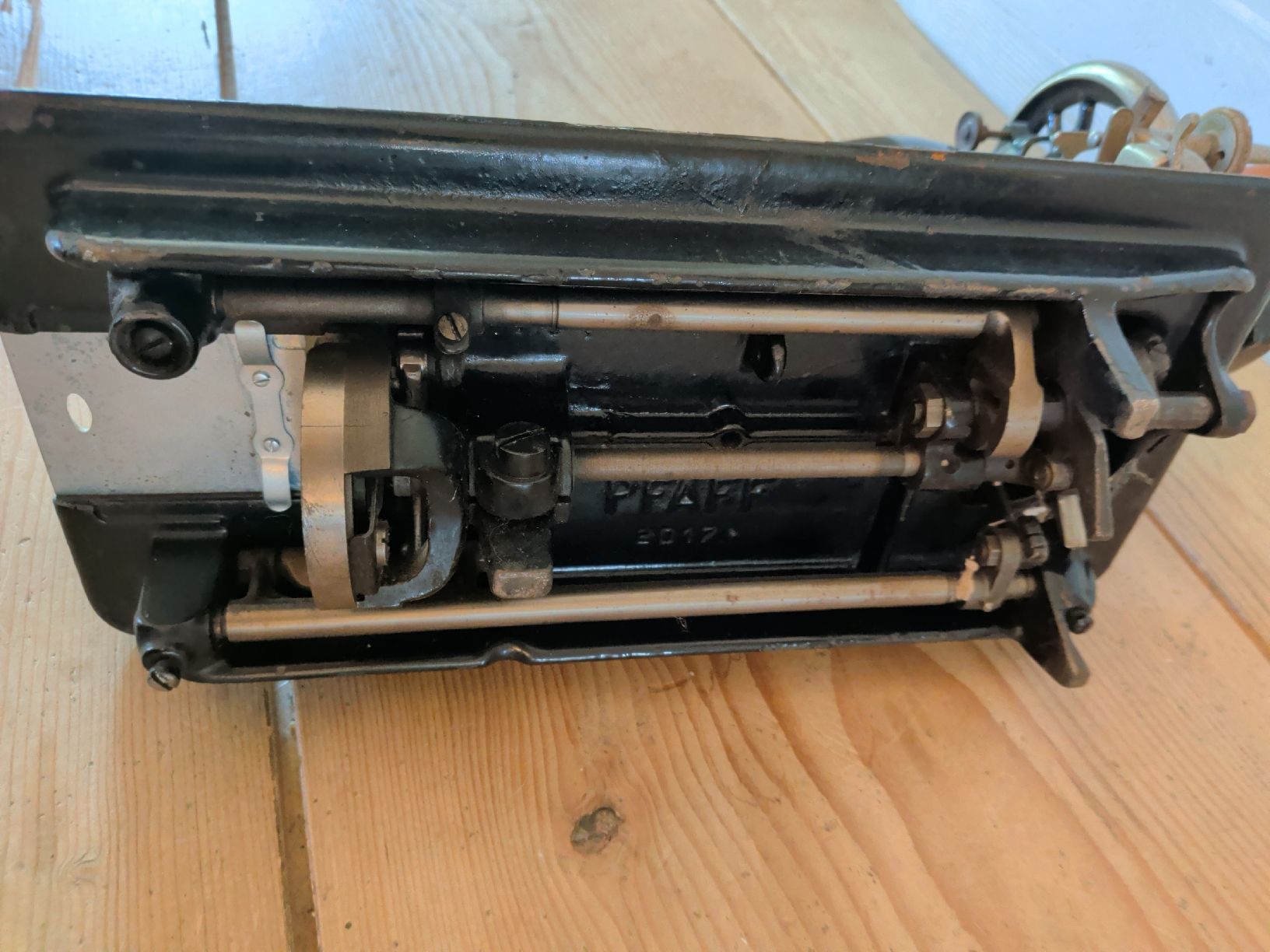 Pfaff Macchine da cucire: Pfaff Nähmaschine Modell 31 antik – Usato da Dietfurt venduto da Subforce1853 7