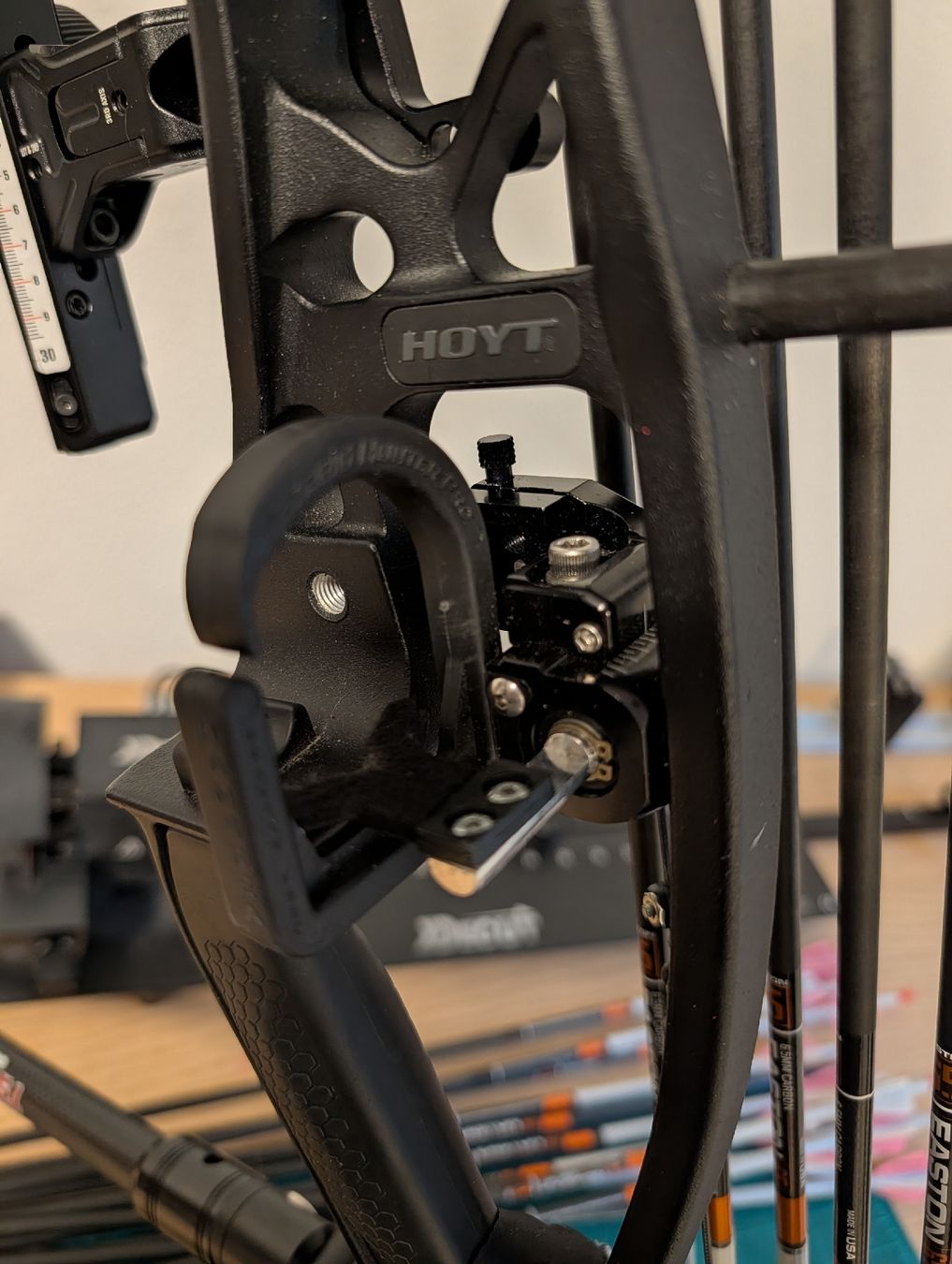 Hoyt Tir à l'arc: Hoyt torrex +UV slider – D'occasion à Rossens FR par tropCtrop 1