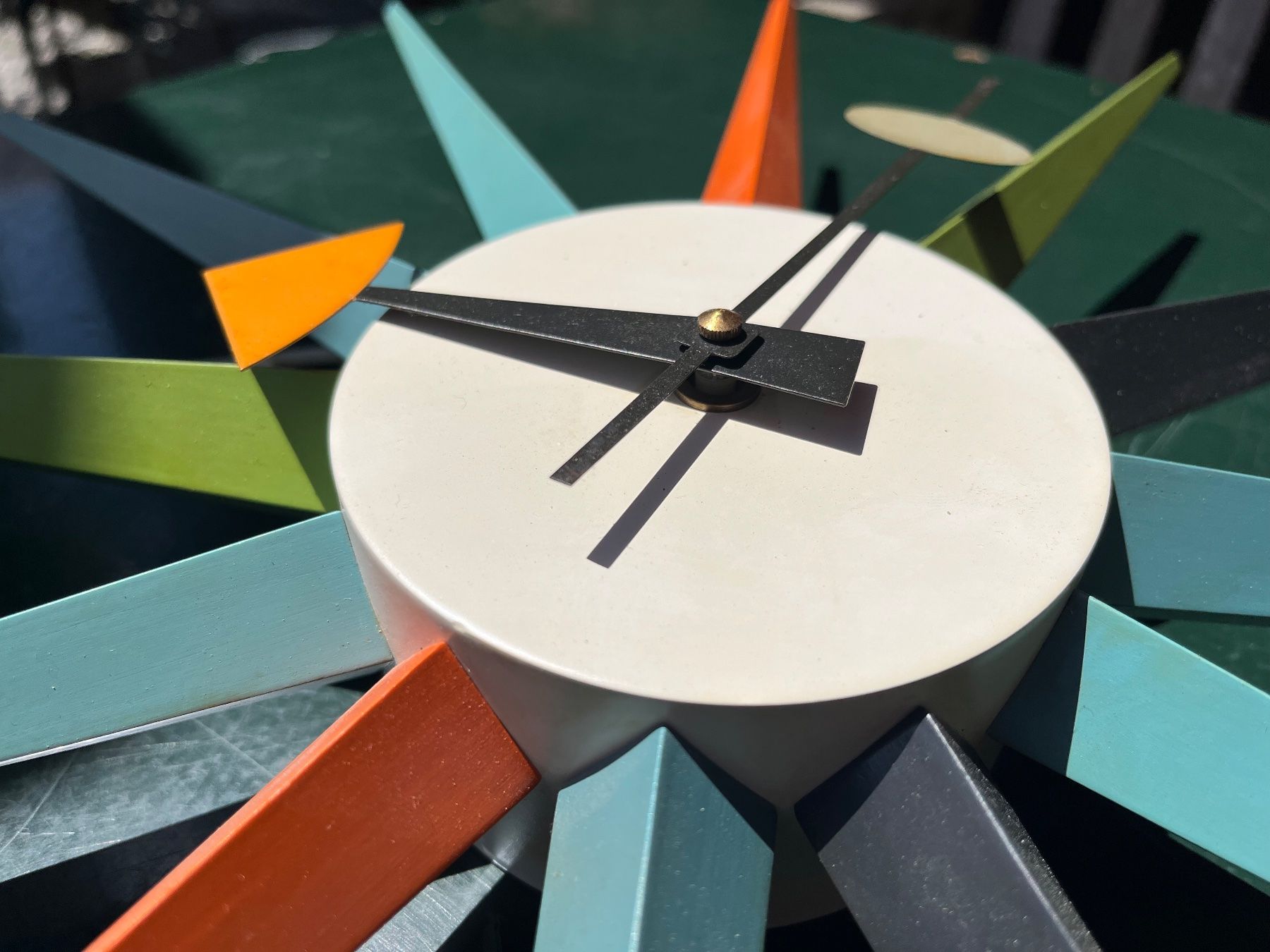 Vitra Orologi da terra & Orologi da parete: 2 x George Nelson Wallclocks Re-Edition Vitra Museum – Usato da Otelfingen venduto da Yossi-68 5