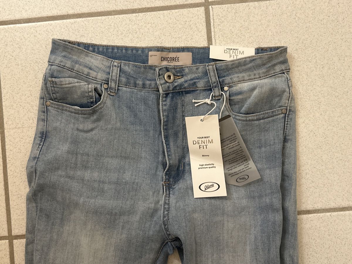 Jeans: 7/8 Jeans, Gr. XL, Neu – Nuovo (secondo la descrizione) da Buus venduto da 2019dp 2