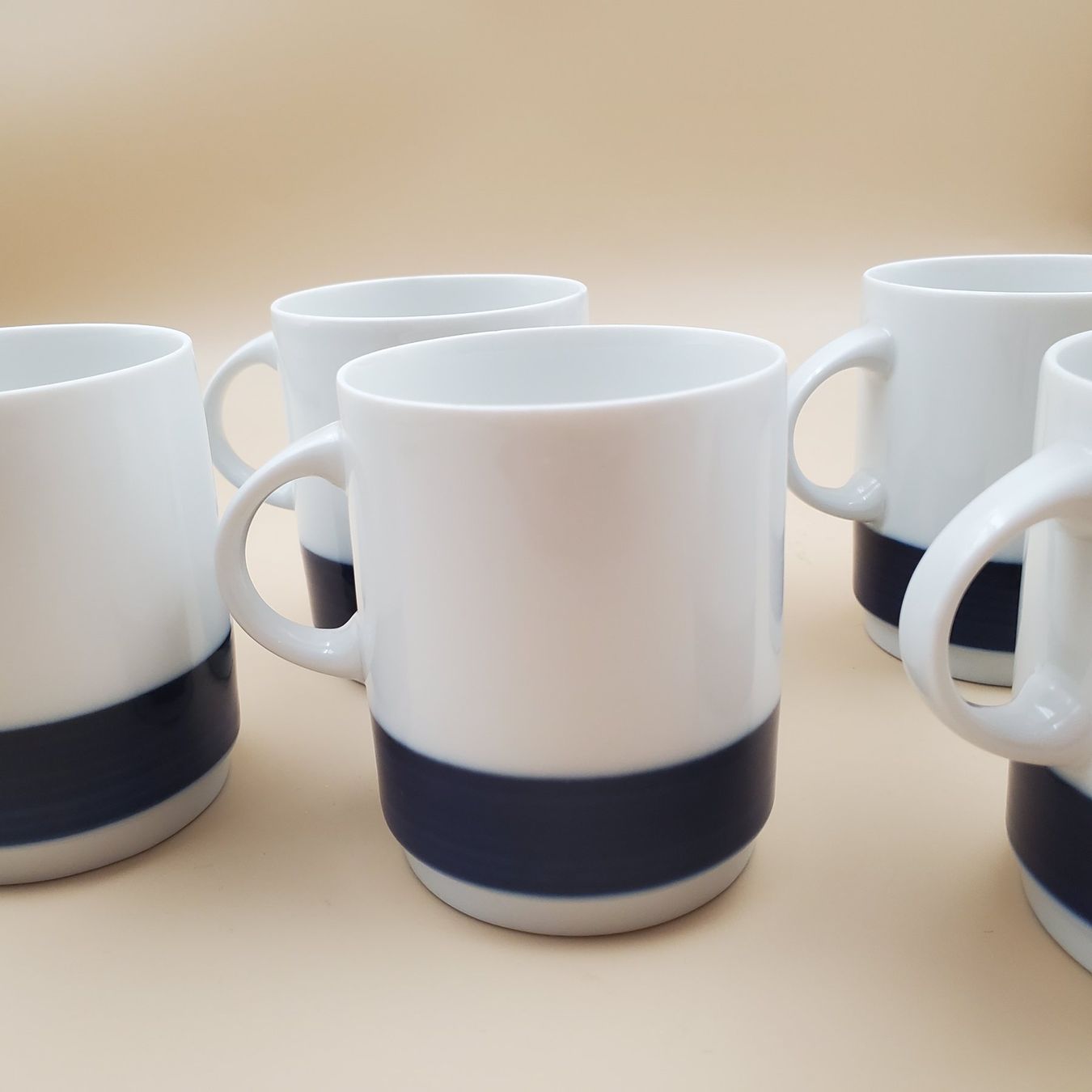 Thomas Tazze: 5 Tasses Thomas Germany Brushed Cobalt Baumann 1960 – Usato da Rennaz venduto da La_malle_du_dauphin 1