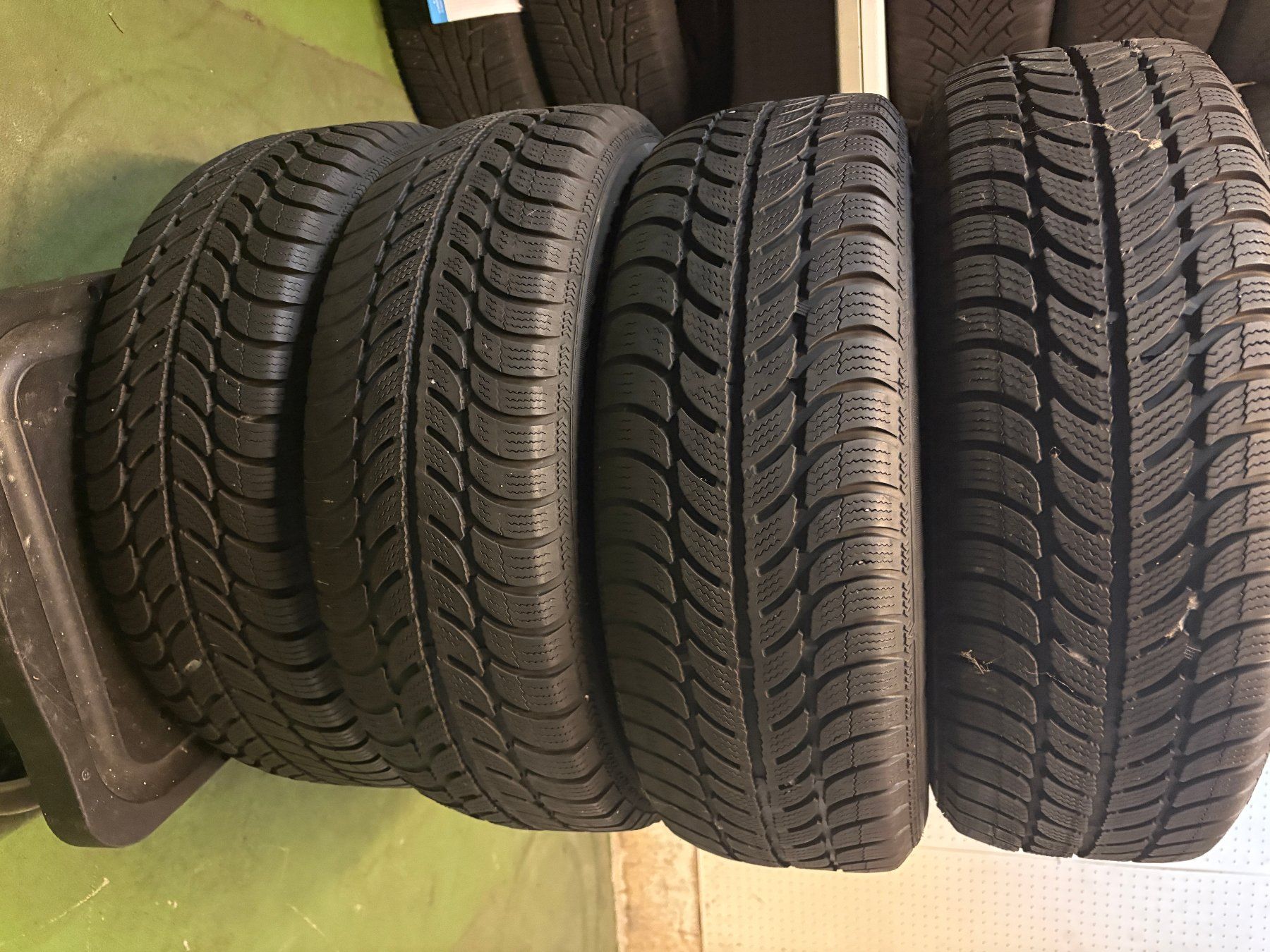 Pneus & Kompletträder: Winterräder 185/65 R14 – Gebraucht aus Kaltbrunn von Steoli74 1
