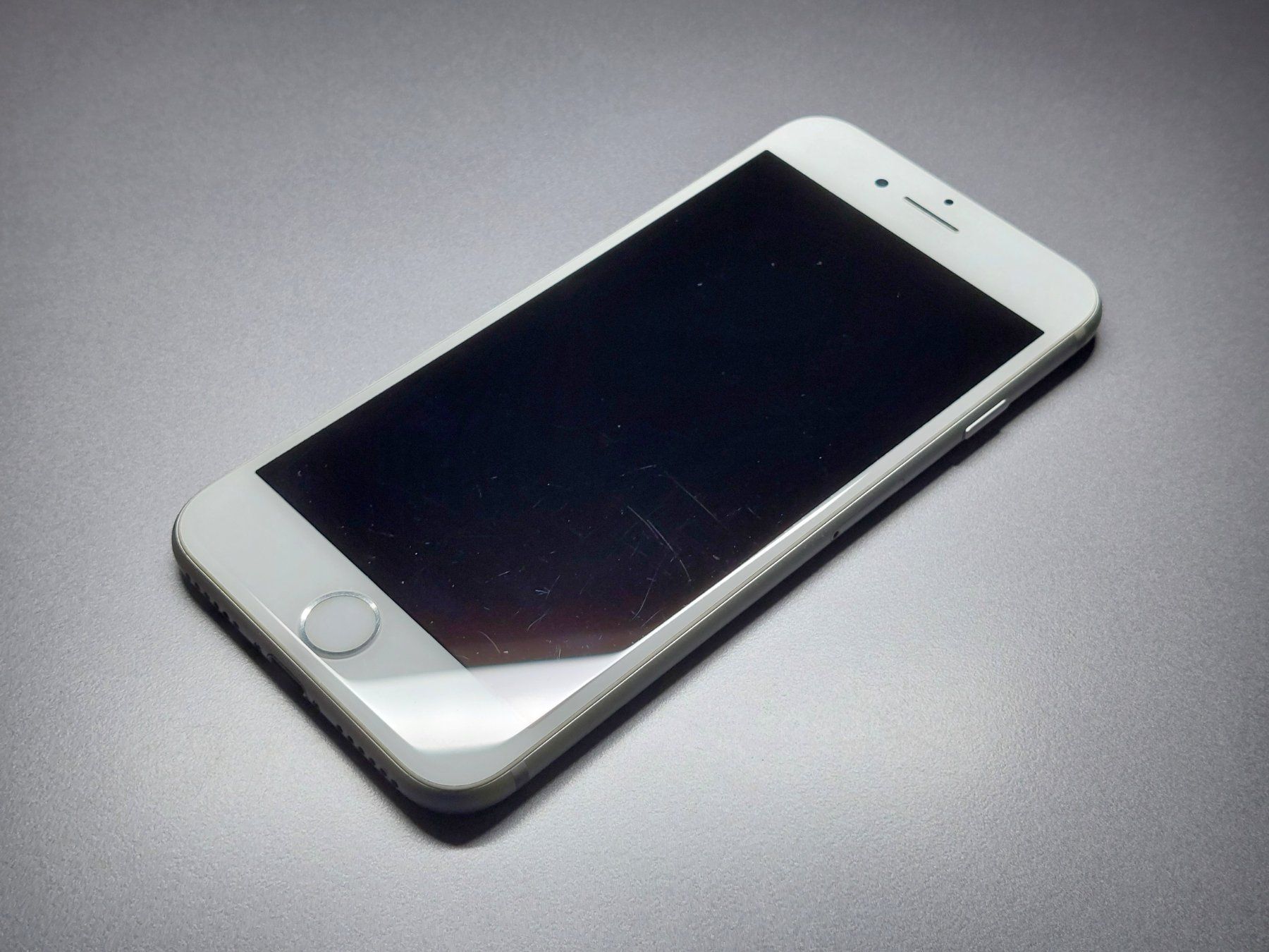 Apple Telefoni cellulari / Smartphones: iPhone 7 128gb 100% Akku + Hülle – Usato da Pfäffikon SZ venduto da max_5ylc 4