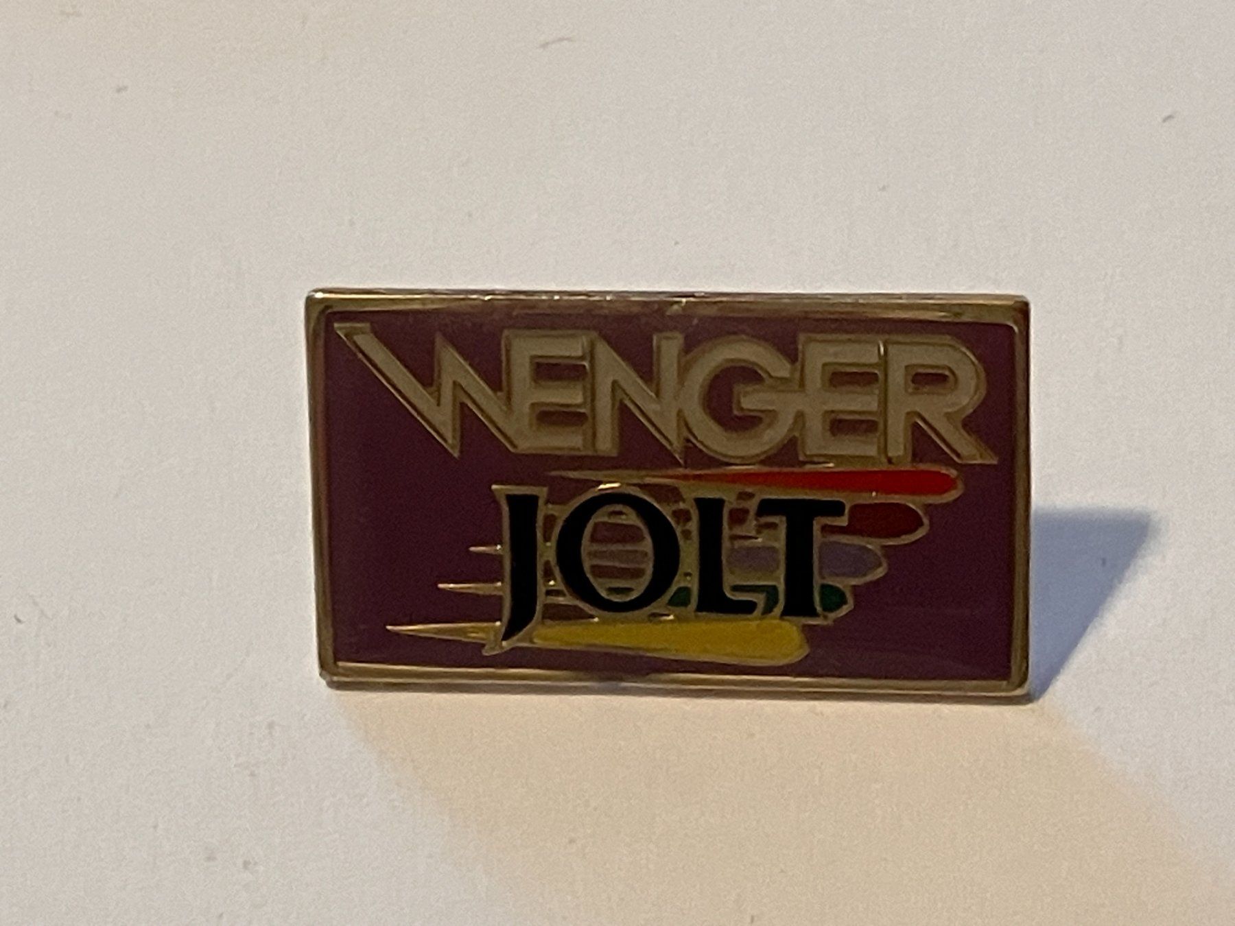 Placchette & Badge: 1 Pin Wenger Jolt – Usato da Basel venduto da djwwpp