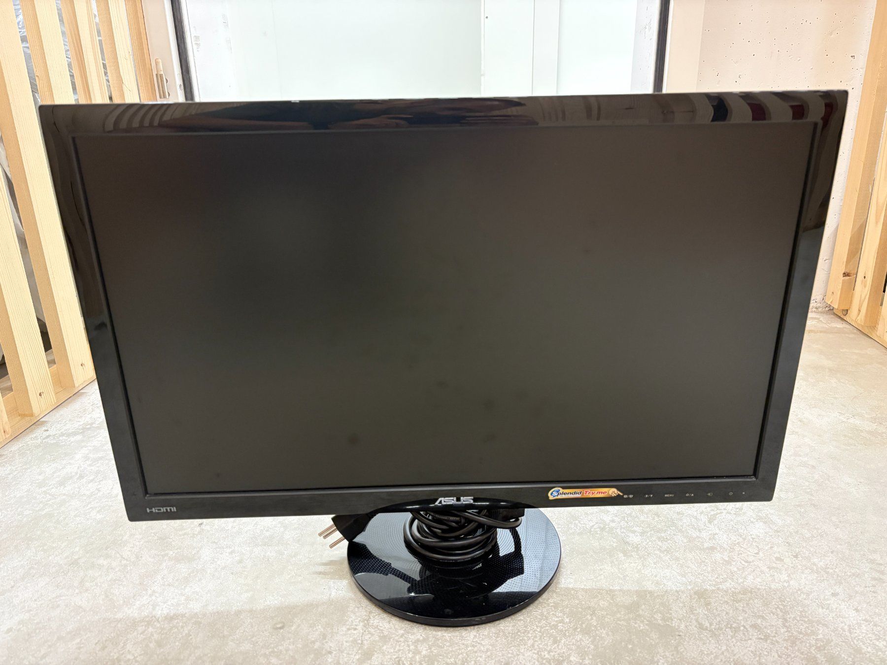 Asus Monitore: Asus 24'' Bildschirm – Gebraucht aus Winterthur von ZIT18