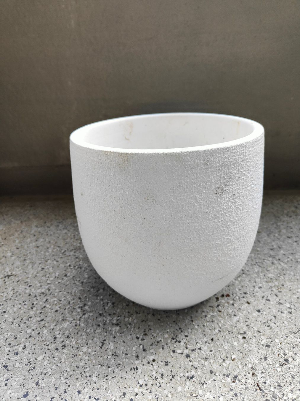 Pots de fleurs: Blumentopf / Pflanzentopf – D'occasion à Rickenbach b. Wil par Kth_v8
