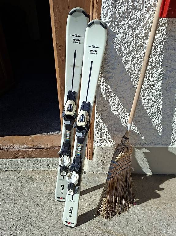 Skis: Kinderski Vampire 110cm – Gebraucht aus Frutigen von derloma
