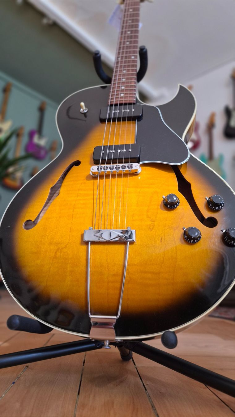 Gibson Musikinstrumente: Gibson ES135 1996 – Gebraucht aus pieterlen von AntonelloGuitars 1