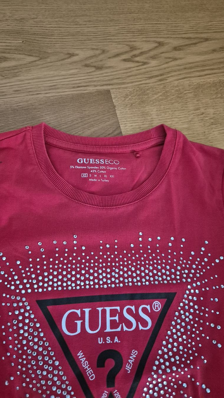Guess T-shirts: Guess T-Shirt  – D'occasion à Feusisberg par cts_55rn 2