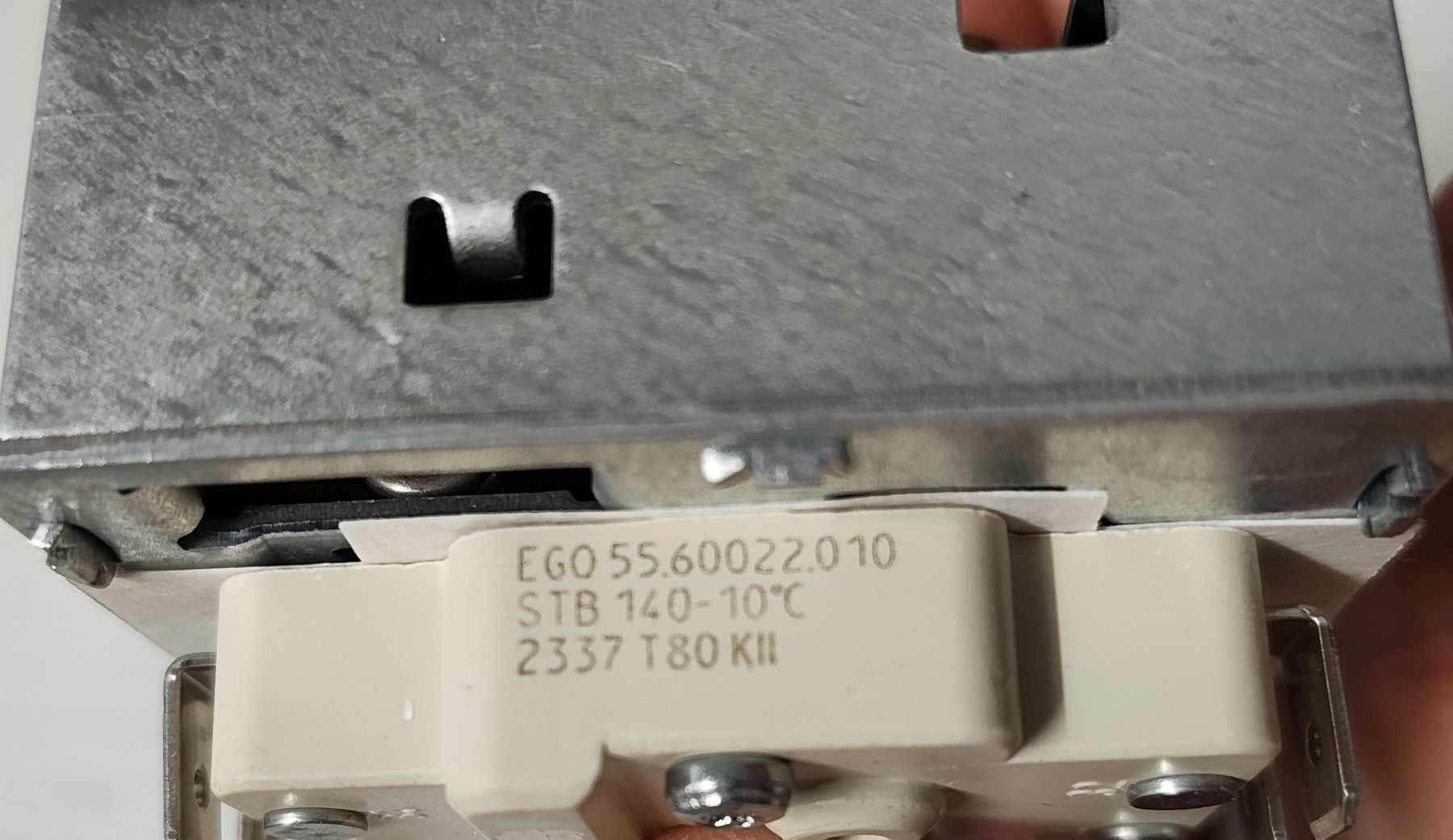 Interrupteurs: Thermostat 55.60022.010 STB 140°C – Neuf (Voir description) à Au SG par saurer-2DM 1