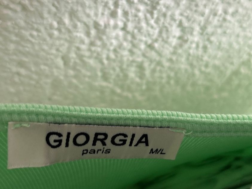 Top: Strass Langarm Oberteil Grün – Usato da Dagmersellen venduto da sniff64 2