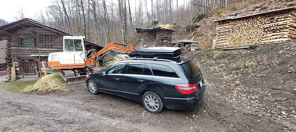 Autos: Mercedes E 350 CDI – D'occasion à Saxeten par bhmotorsport 1