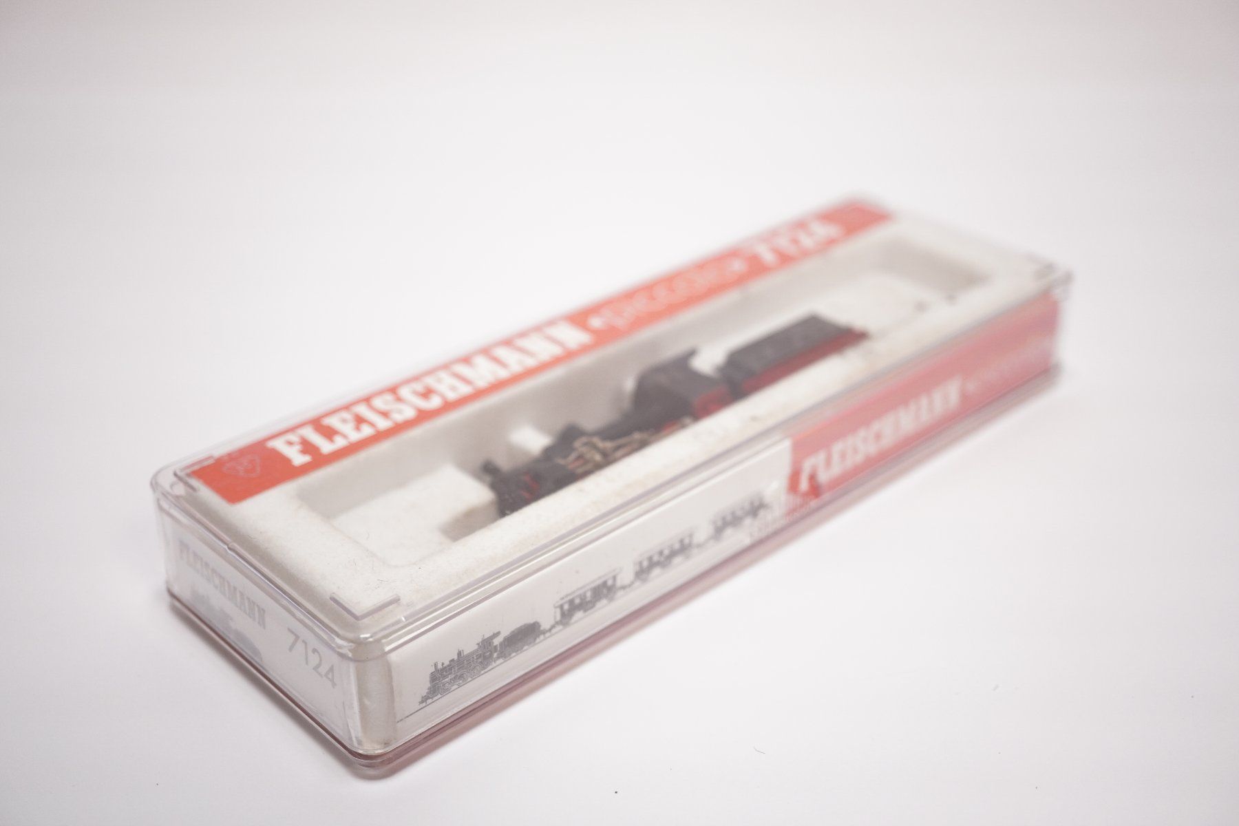Fleischmann Modelleisenbahnen: e32 FLM N 7124 DB Dampflok  | Bastelware – Defekt aus Thun von  7