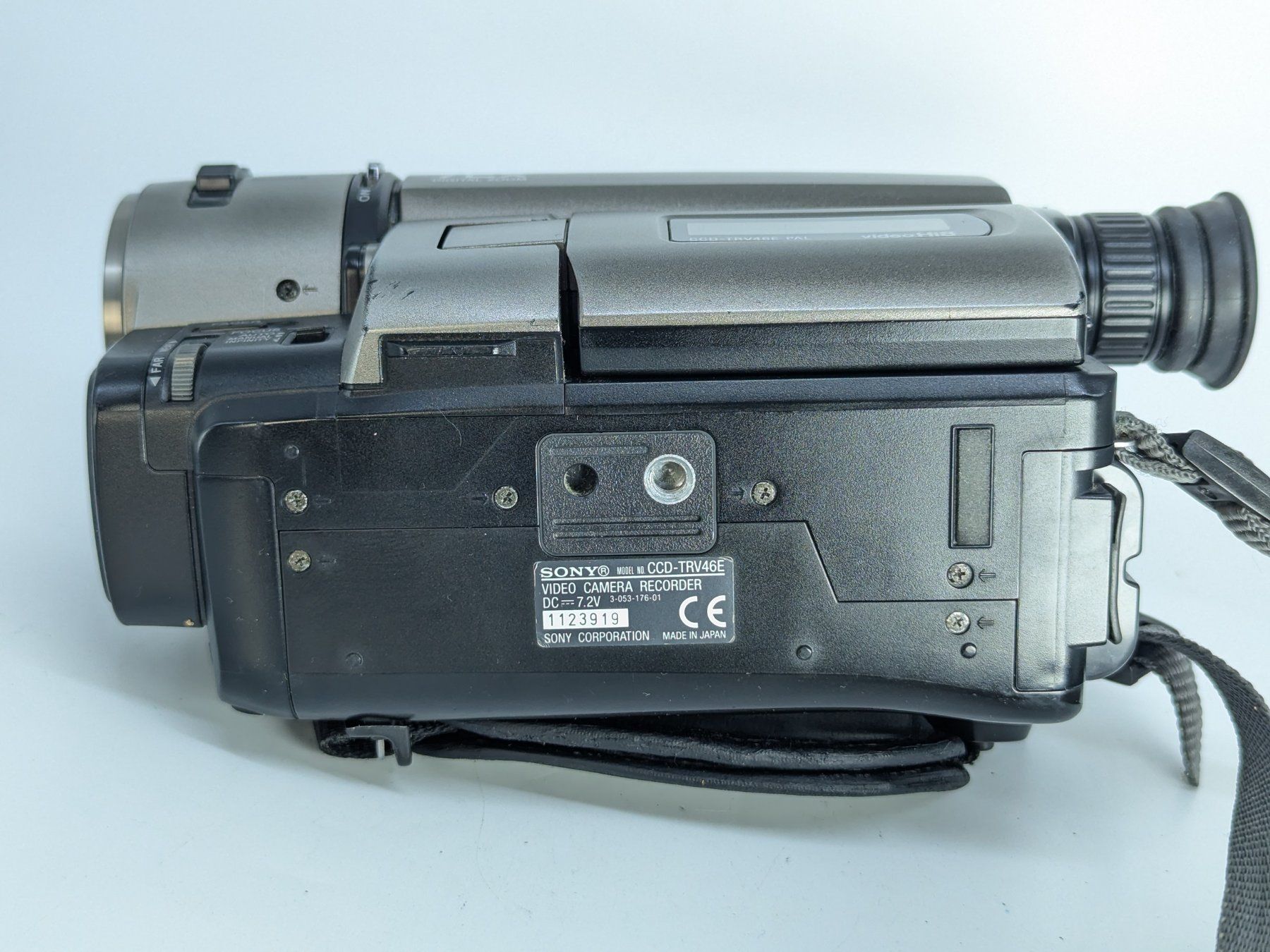 Sony Videocamere: Sony CCD-TRV46E Video Camera Recorder – Usato da Bischofszell venduto da Blende2 7