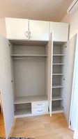 Kleiderschrank