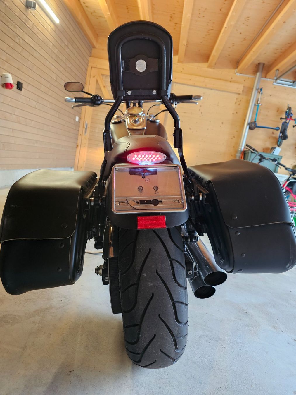 Harley-Davidson Chopper: HARLEY-DAVIDSON FXDF Dyna Fat Bob – Gebraucht aus Aarberg von eldel 6