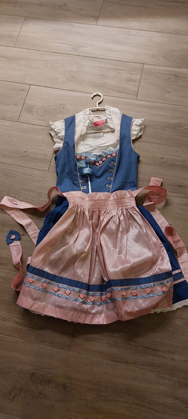 Krüger Kleider: Krüger Dirndl – Gebraucht aus Dübendorf von Fabiii21