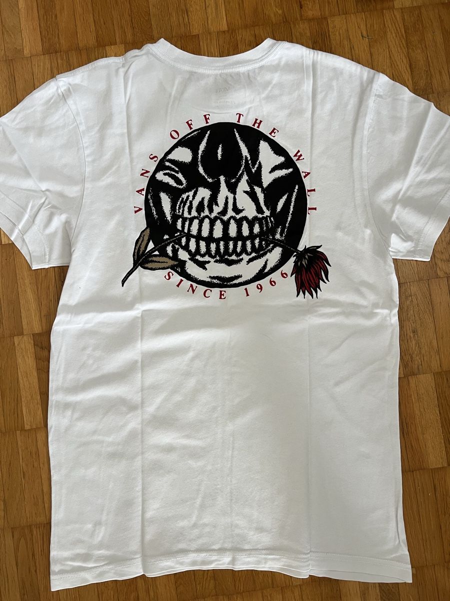 T-Shirts: T-Shirt Kleiderpaket – Gebraucht aus Uetendorf von Lucutus-Picard 3