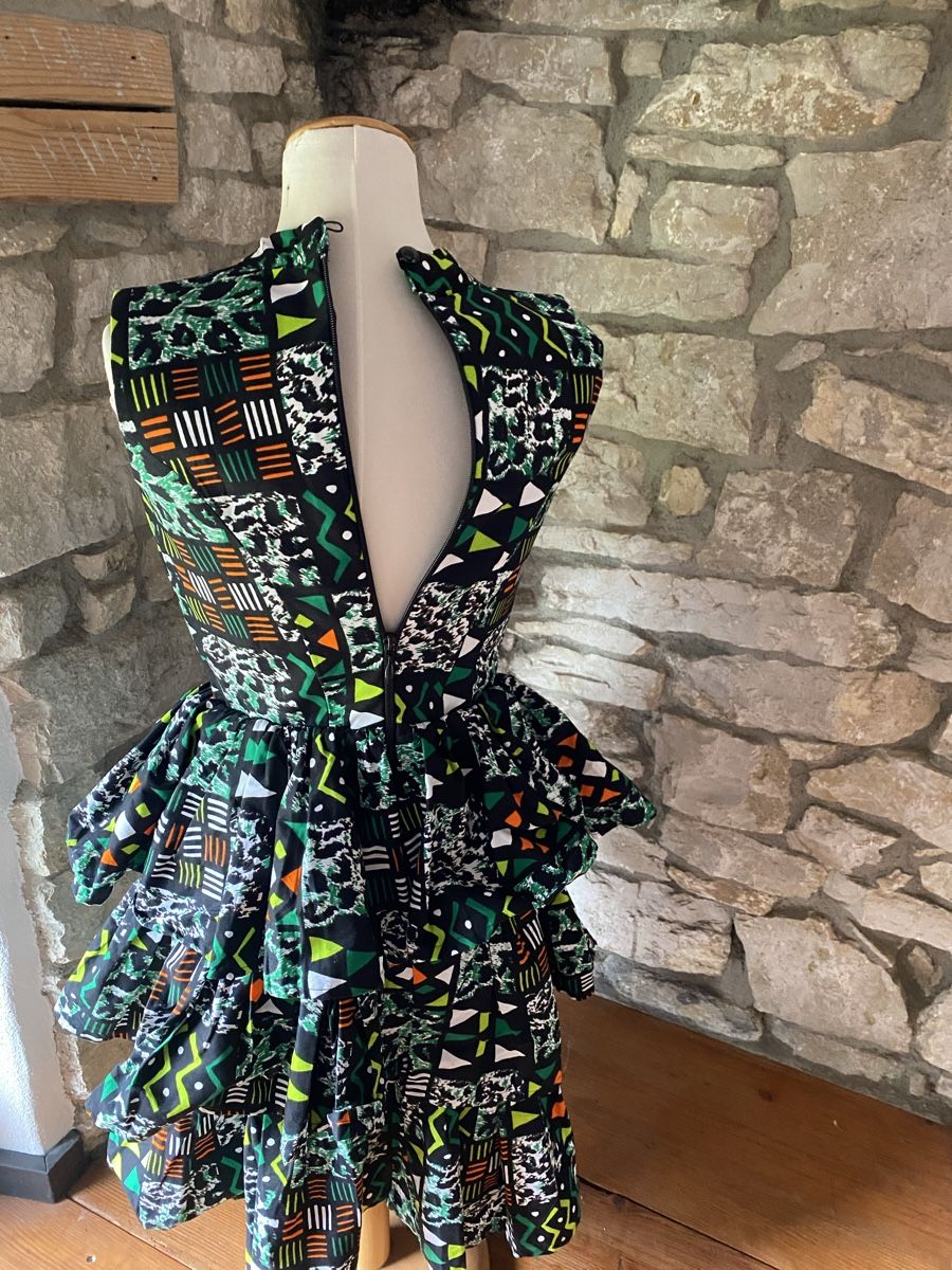 Vestiti: Robe neuve wax africain Taille 34 – Nuovo e nell'imballaggio originale da Moutier venduto da Happyvidedressing 2