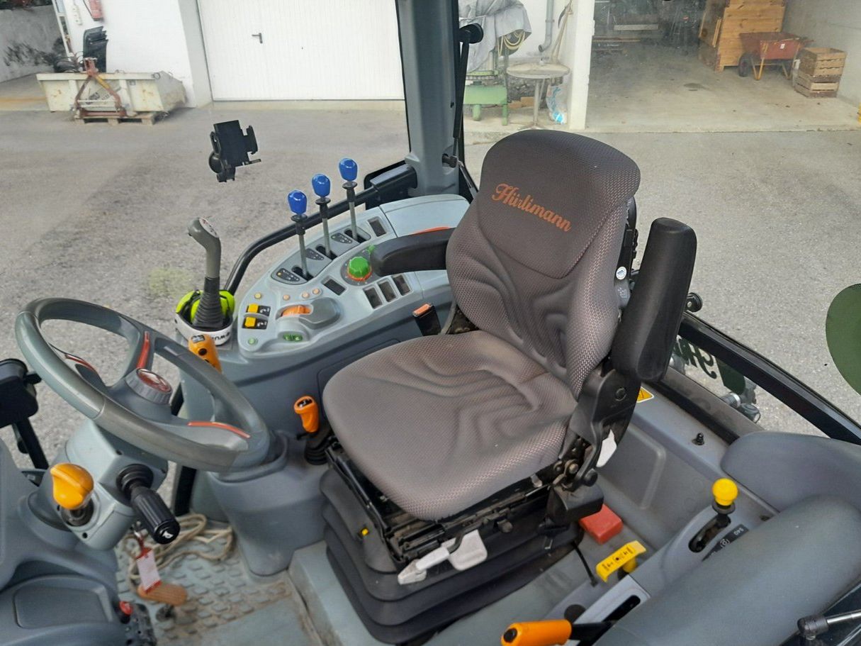 Hürlimann Trattori: Traktor Hürlimann XMK 100 – Usato da Menzingen venduto da Staub-Landtechnik 3