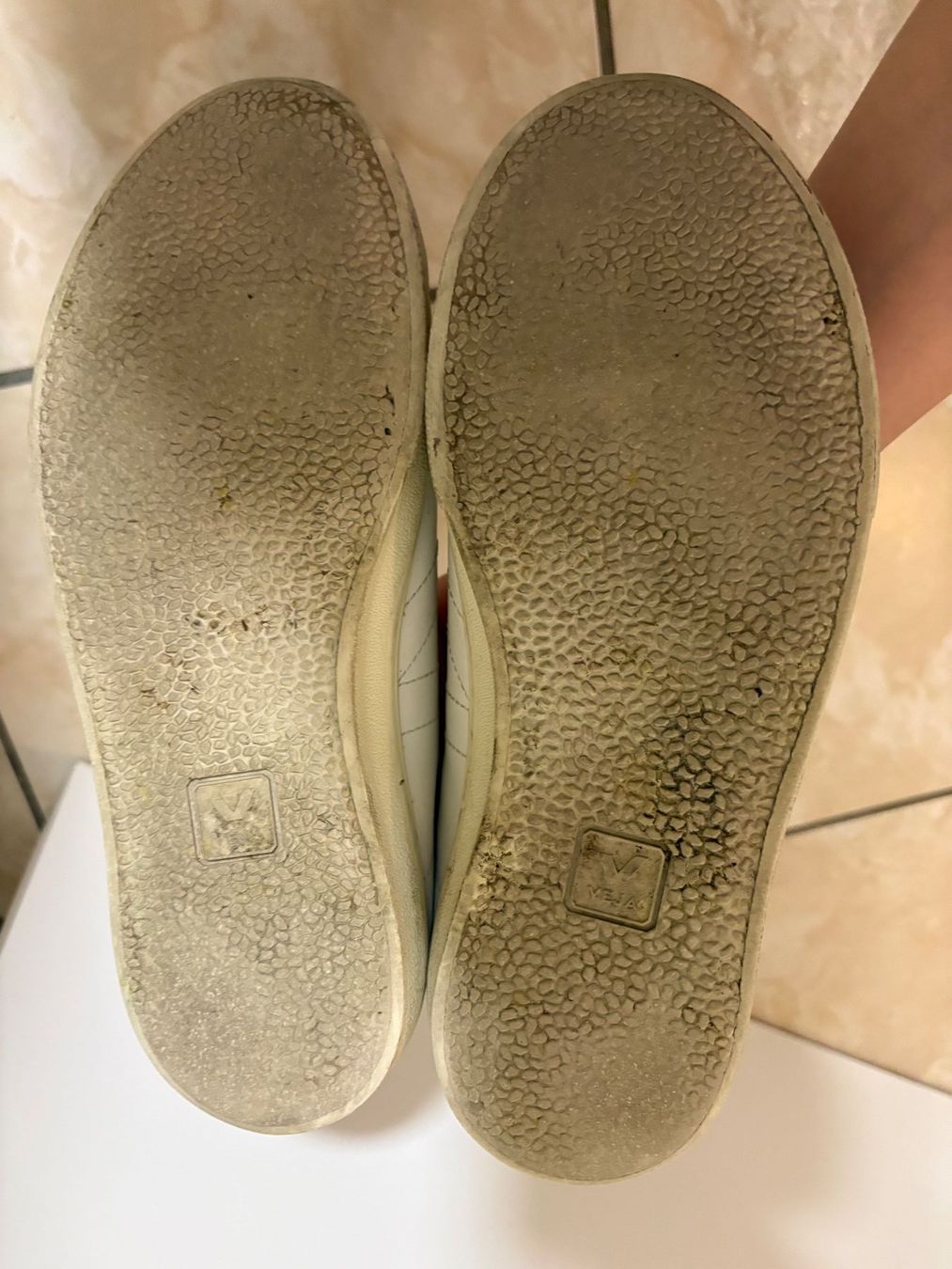 Veja Scarpe da donna: Veja Shoes Sneakers - Size Grösse 40 – Usato da Muzzano venduto da Sidney_3 4