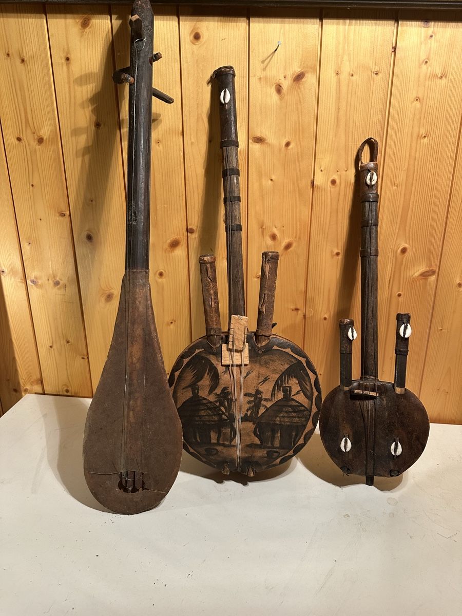 Strumenti musicali: Vintage Africa – Usato da Dietikon venduto da moradi24