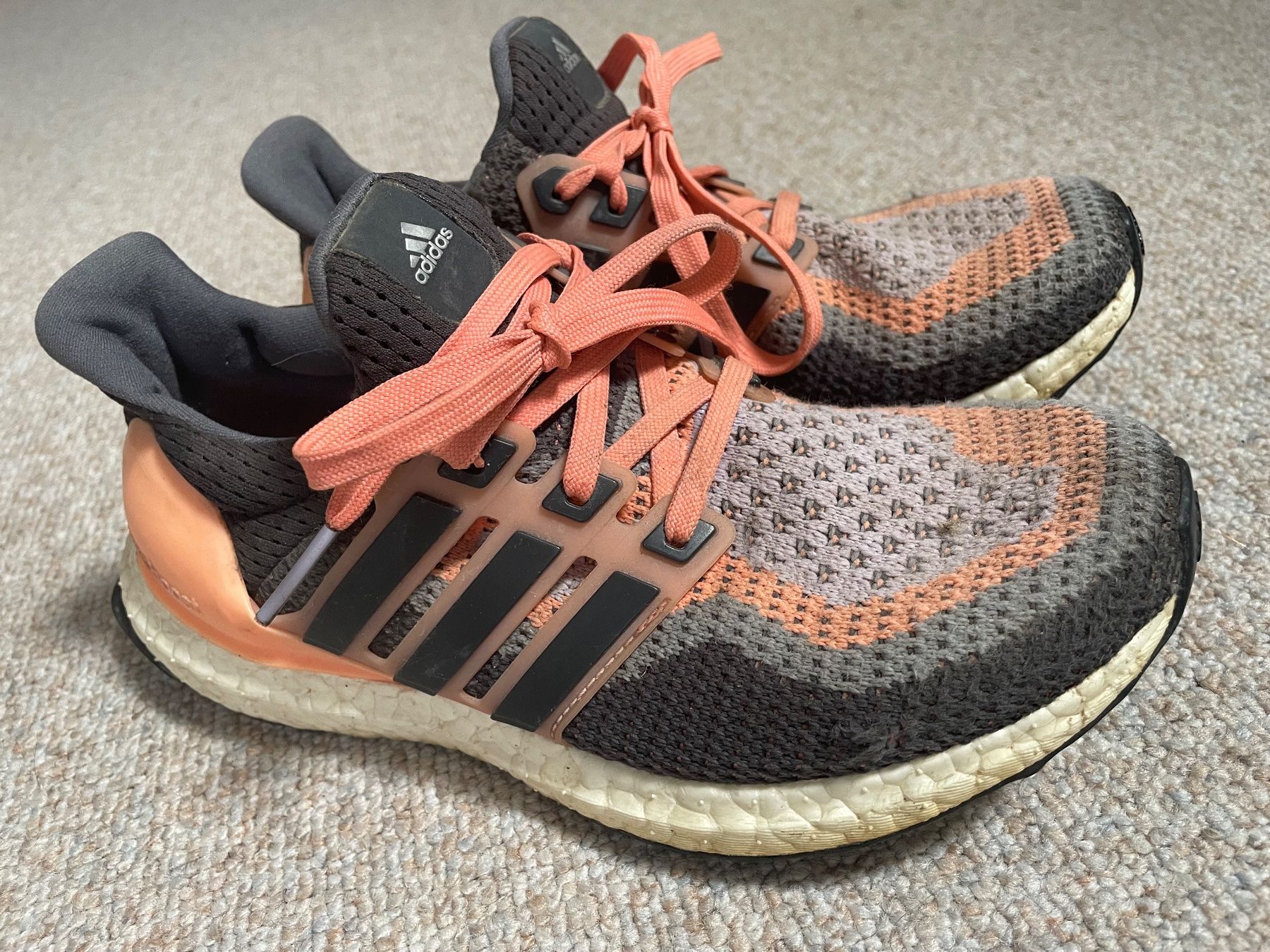 Adidas Scarpe da donna: Adidas UltraBoost Laufschuh 36 – Usato da Hittnau venduto da fio_88dg 2
