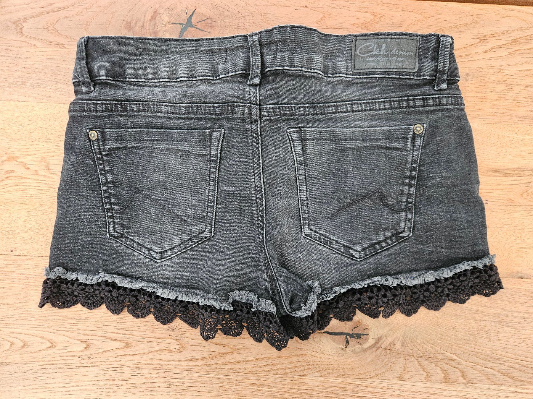 C&A Pantalons: Kure schwarze Hosen, Grösse 38, C&A – D'occasion à Liestal par corneb 2
