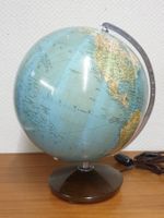 K+F Leuchtglobus Glas mit Holzfuss