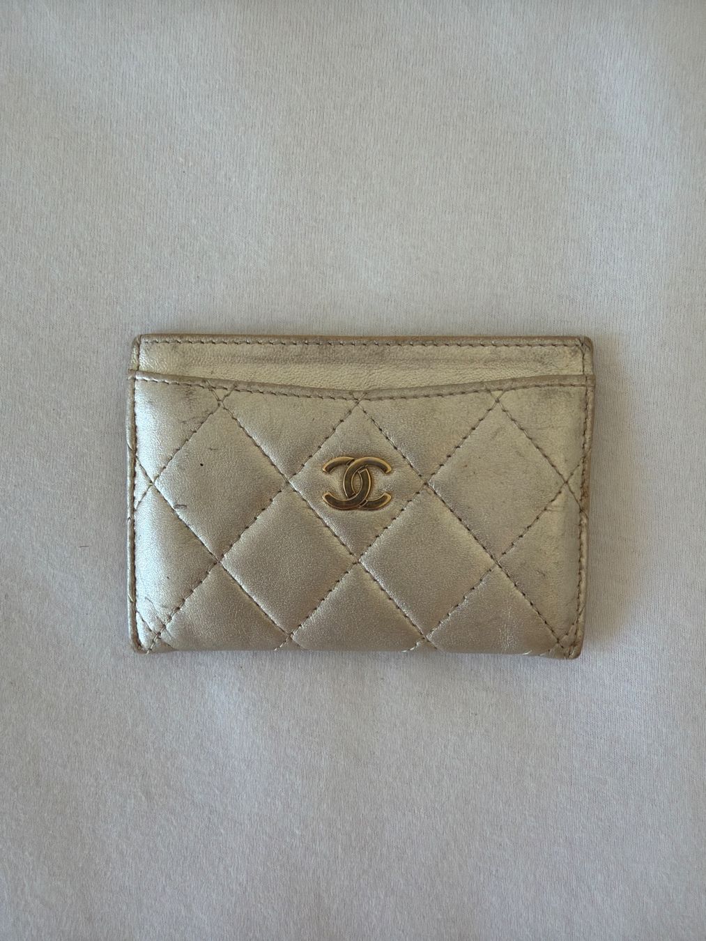 Chanel Portamonete: Kartenetui Chanel Gold gebraucht – Usato da Roggwil TG venduto da est_r5x7