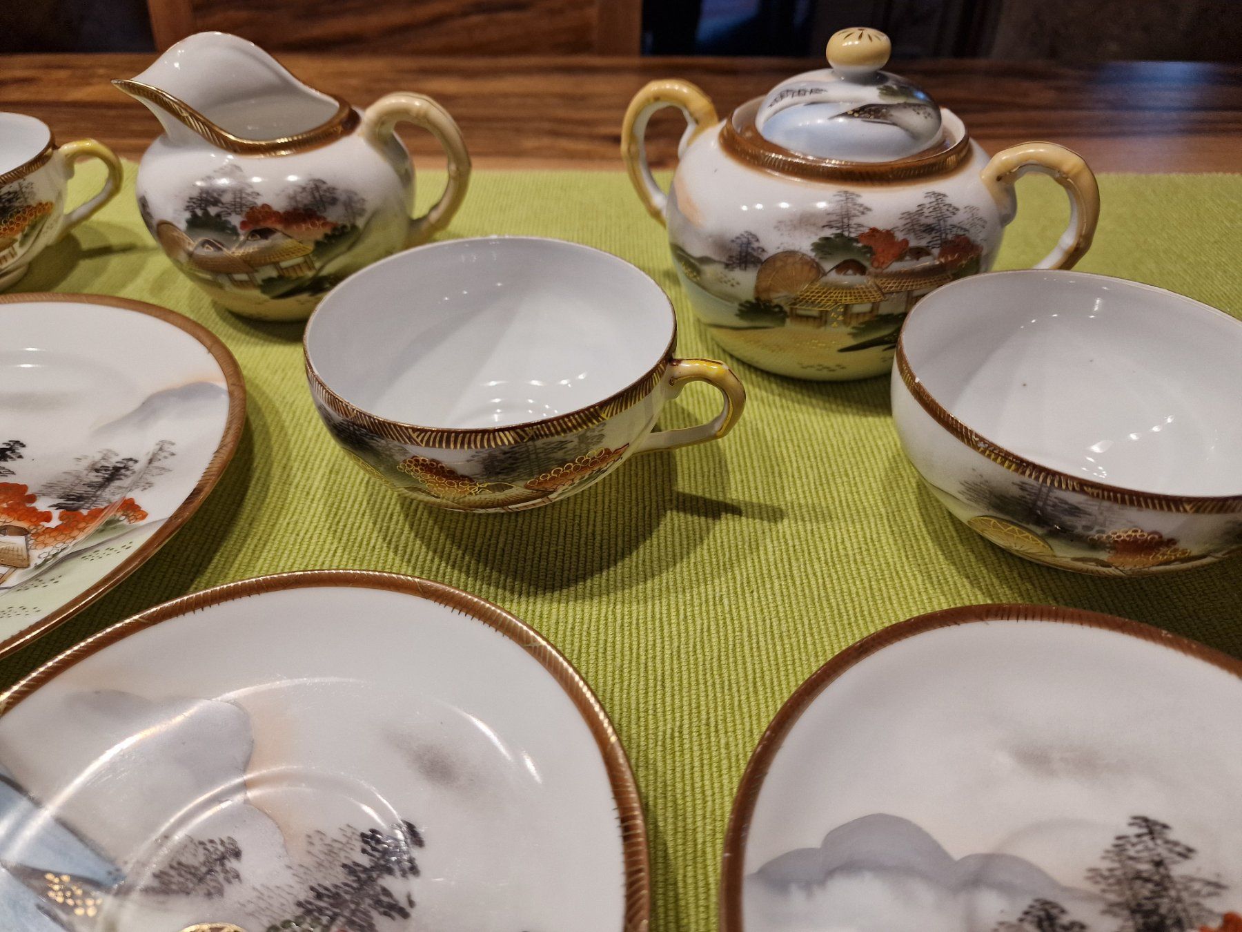 Set di piatti: Japangeschirr  -  11teilig – Usato da Röthenbach i. E. venduto da Heureka5 1